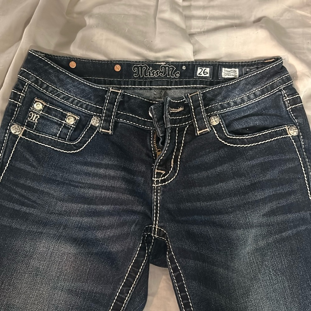 Size 26 Miss Me jeans (Straight)